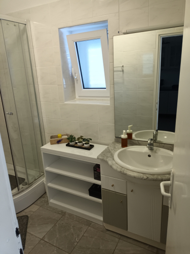 Bathroom - Ground floor