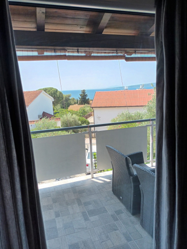 Bedroom / Living room